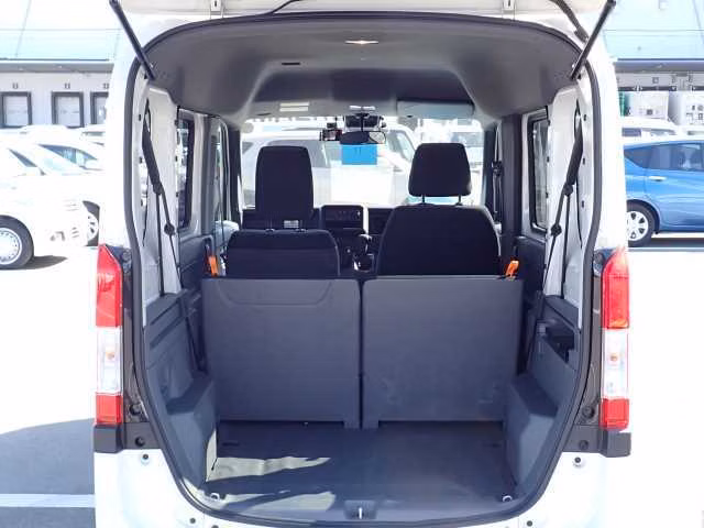HONDA N-VAN
