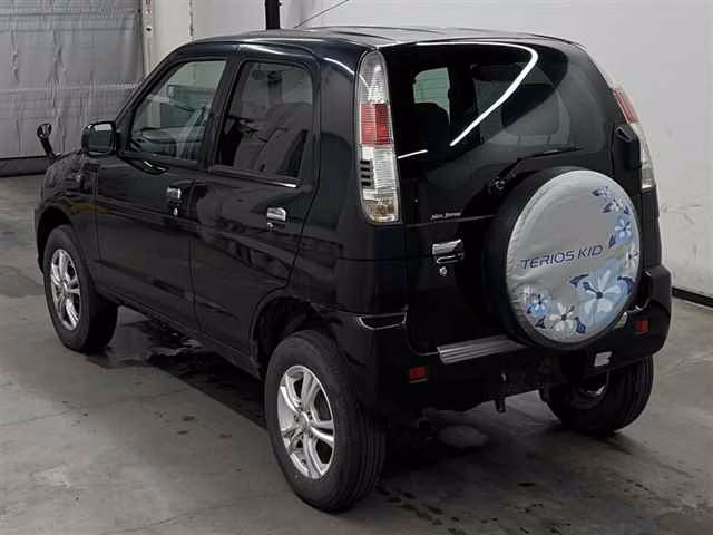 DAIHATSU TERIOS KID