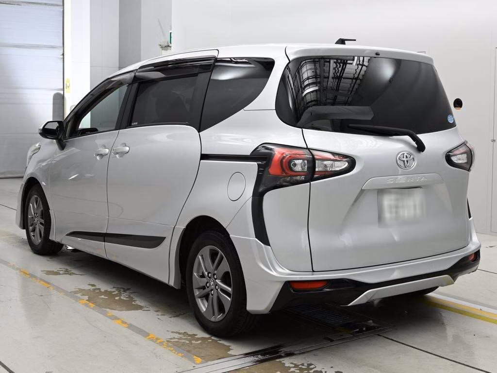 TOYOTA SIENTA