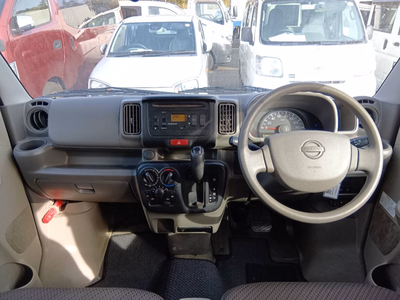 NISSAN NV100 CLIPPER