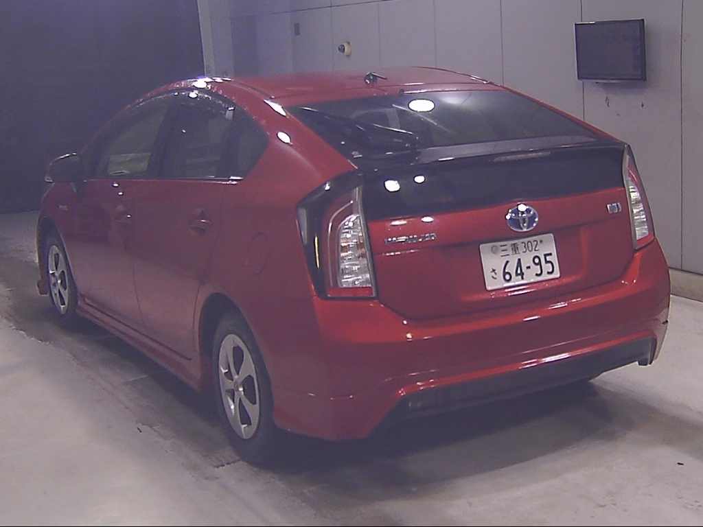 TOYOTA PRIUS