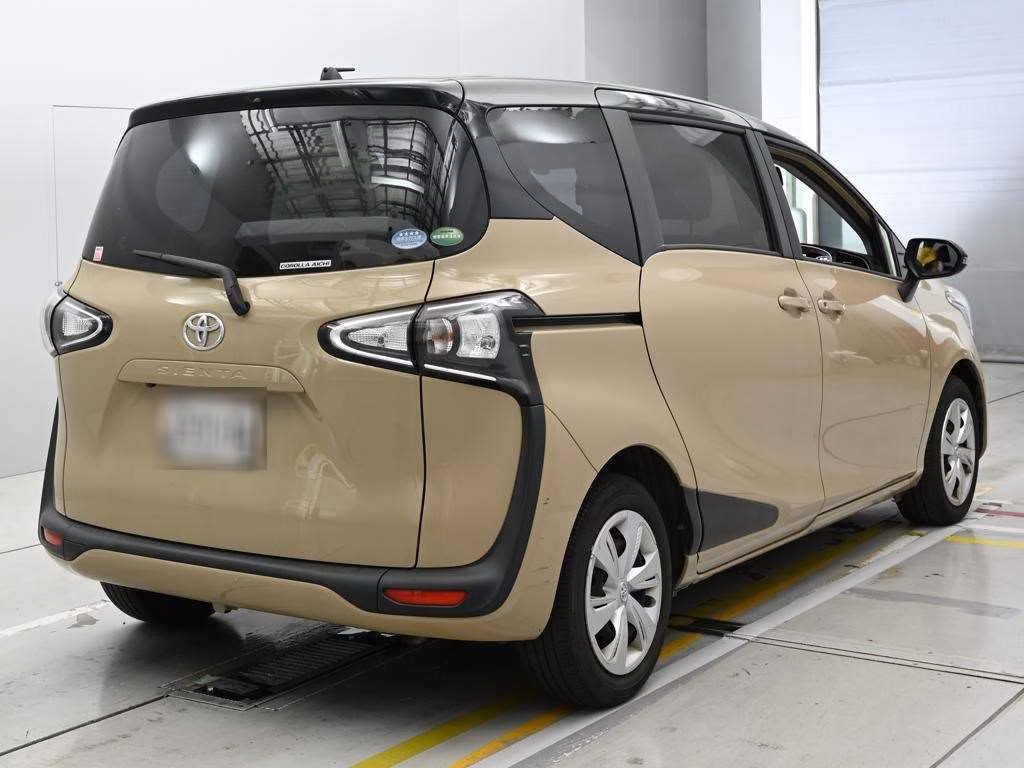 TOYOTA SIENTA