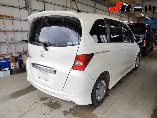 HONDA FREED