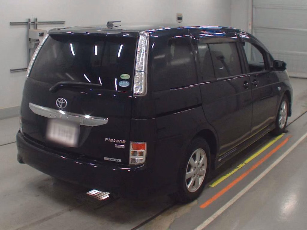 TOYOTA ISIS
