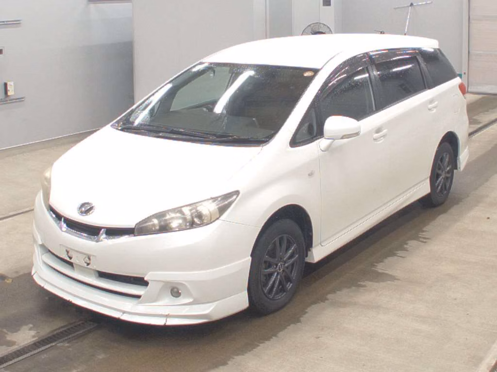 TOYOTA WISH