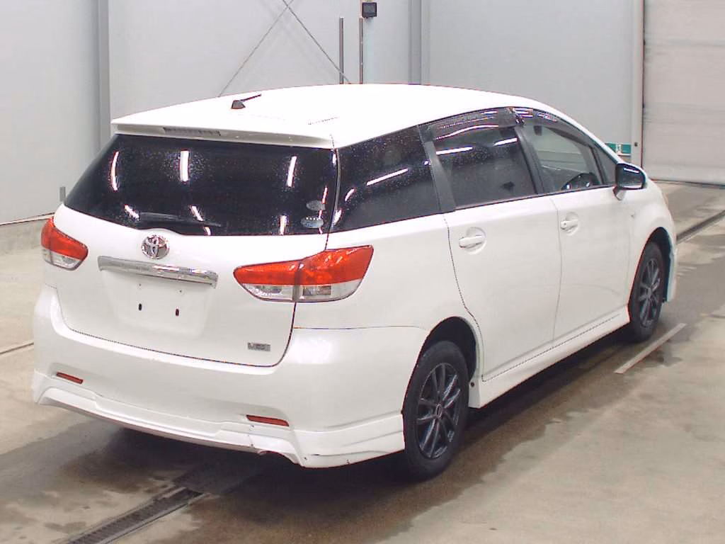 TOYOTA WISH