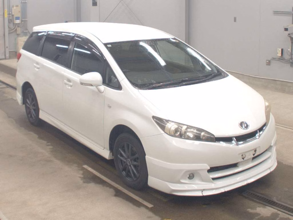 TOYOTA WISH