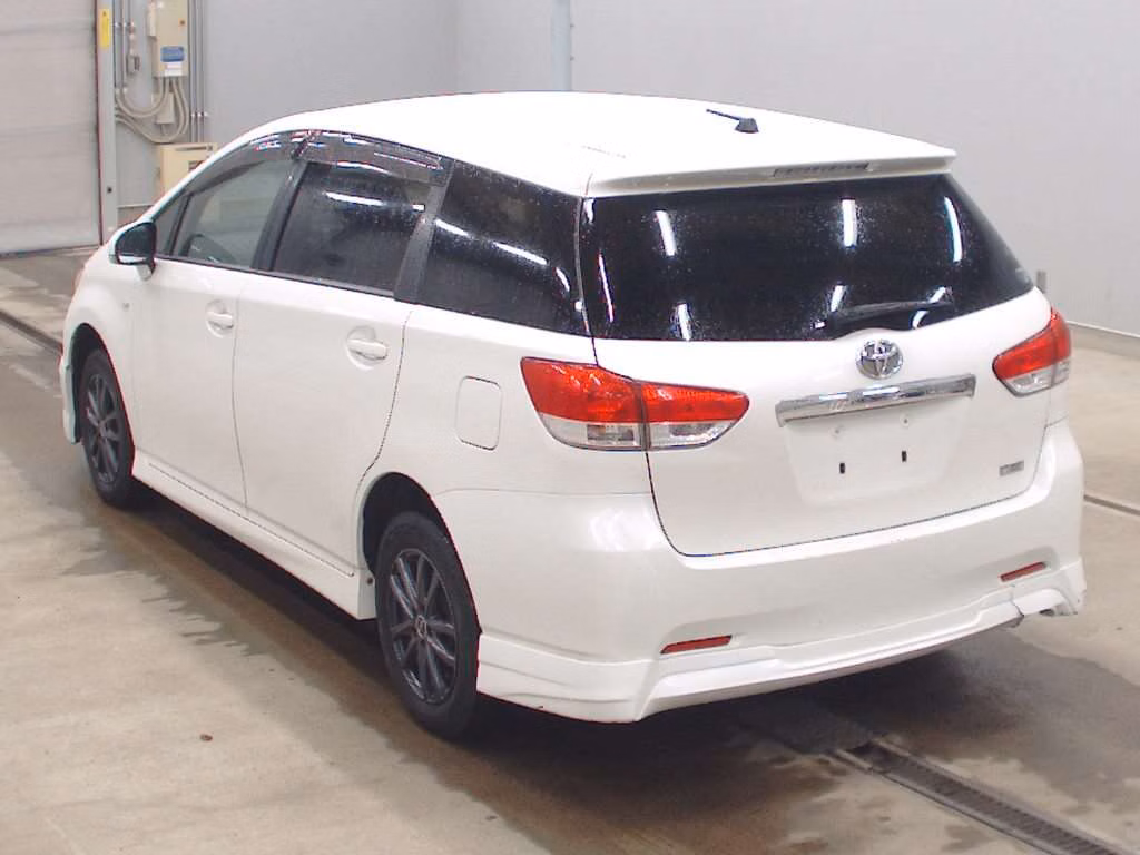 TOYOTA WISH