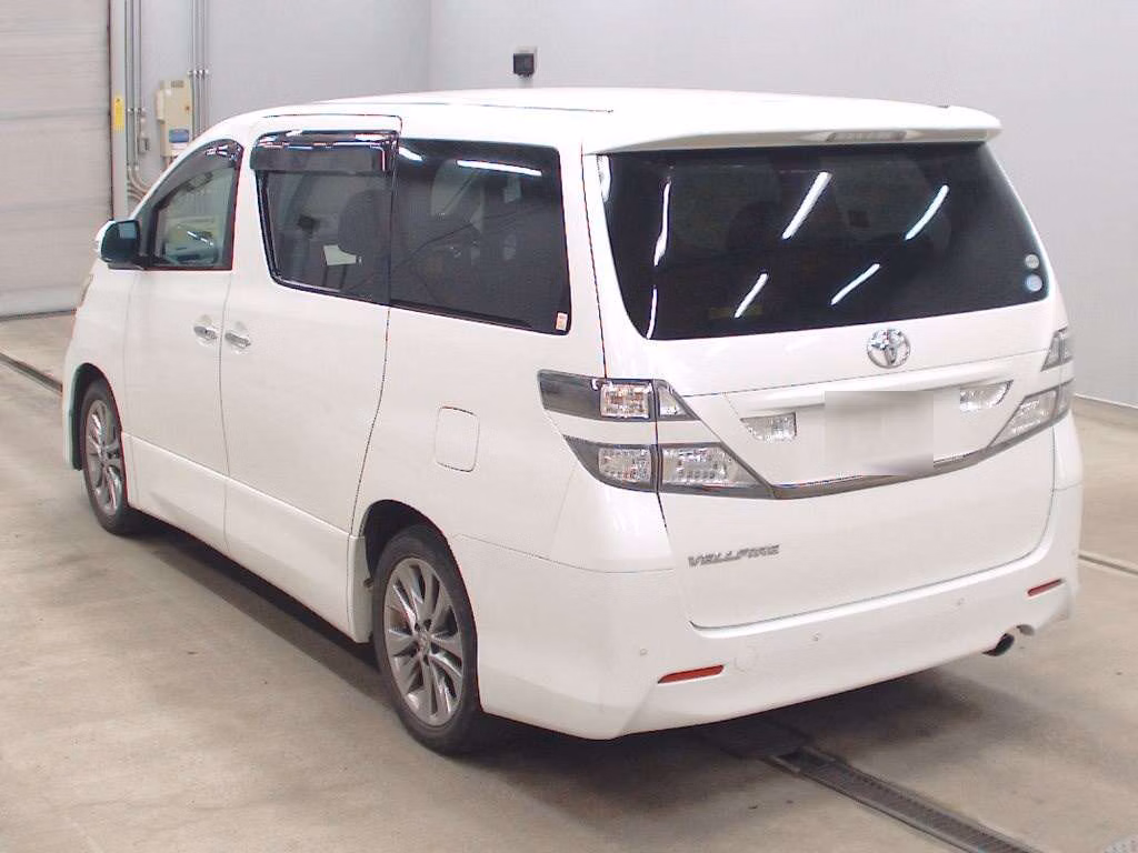 TOYOTA VELLFIRE