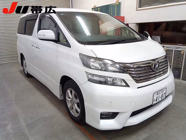 TOYOTA VELLFIRE