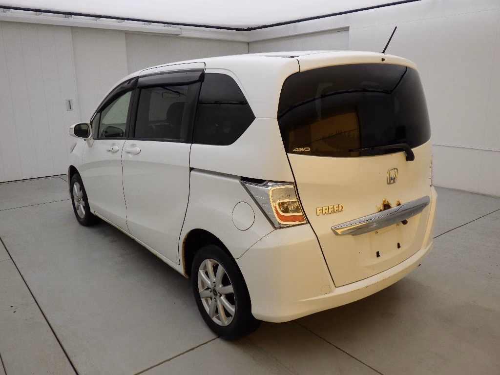 HONDA FREED