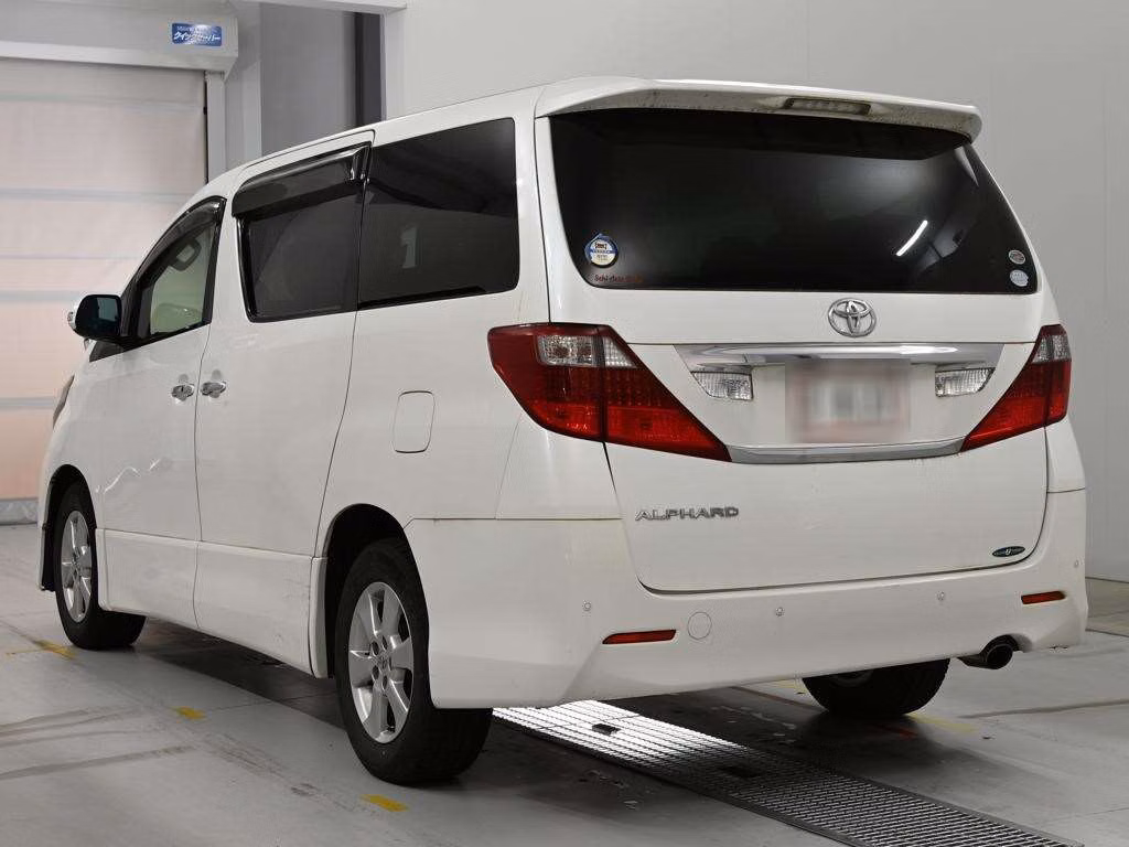 TOYOTA ALPHARD