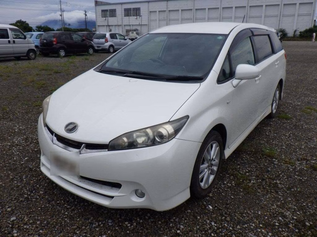 TOYOTA WISH