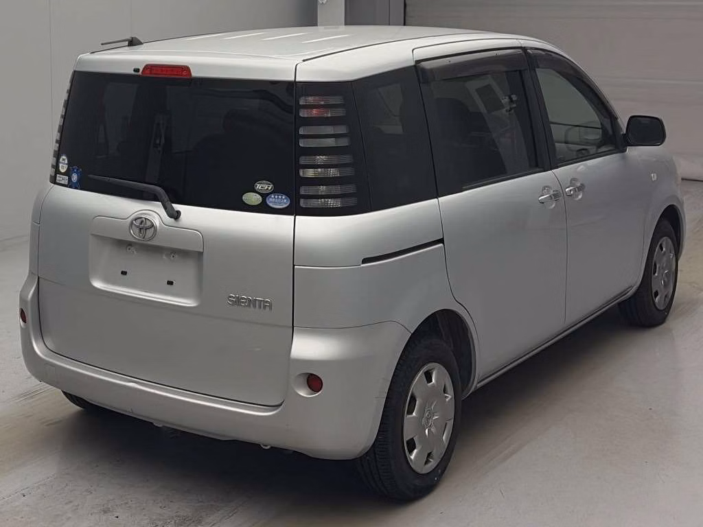 TOYOTA SIENTA