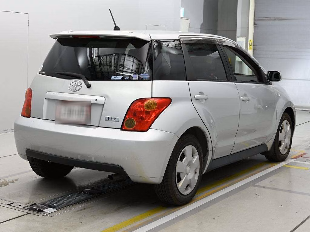TOYOTA IST