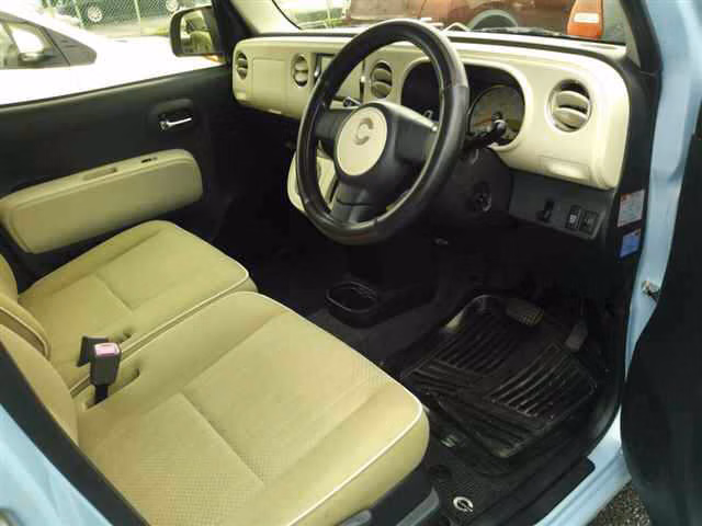 DAIHATSU MIRA COCOA