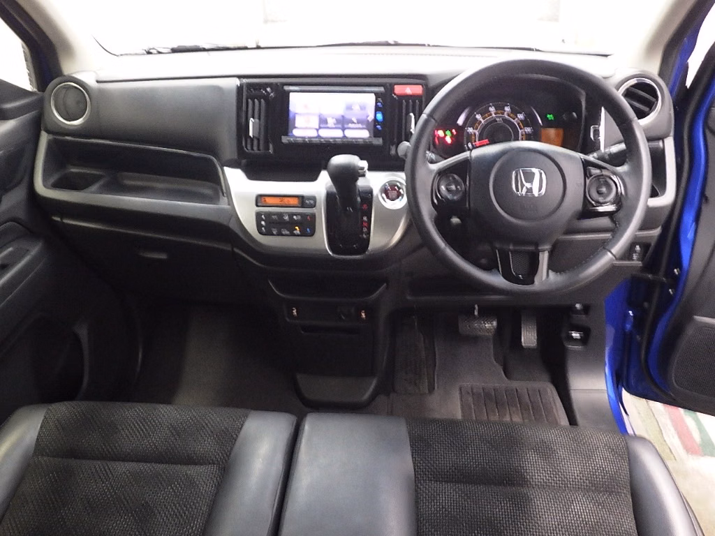 HONDA N-WGN