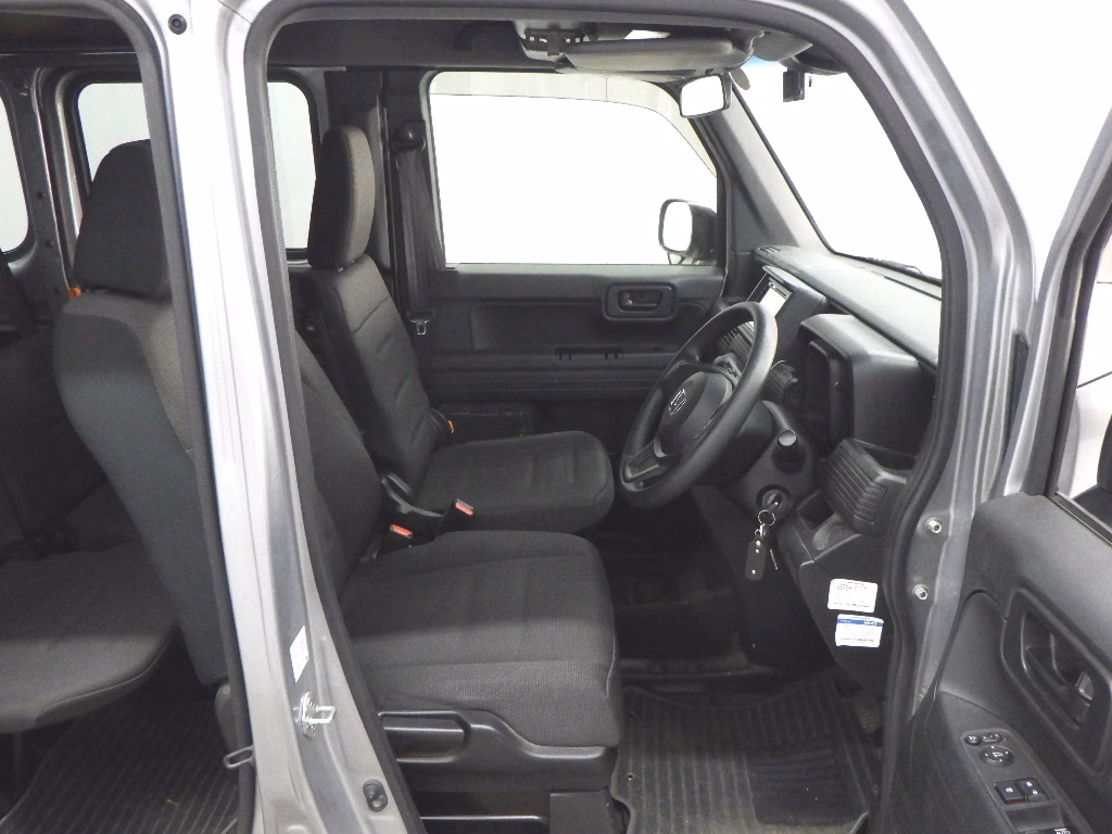 HONDA N-VAN