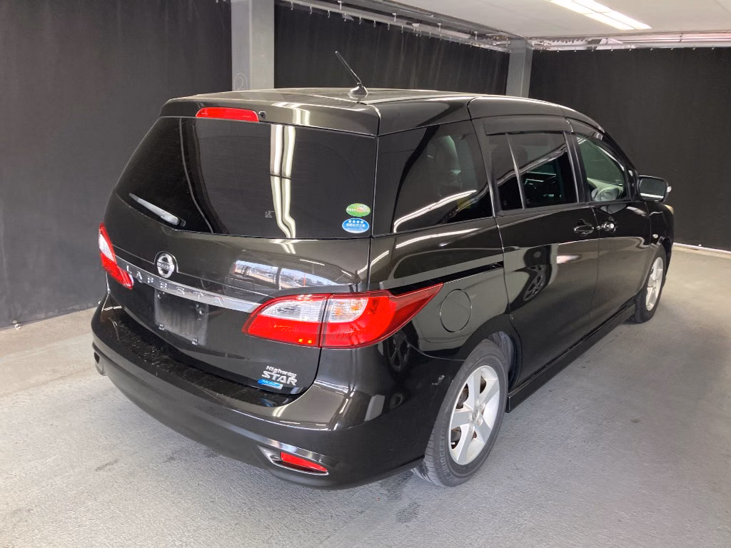 NISSAN LAFESTA