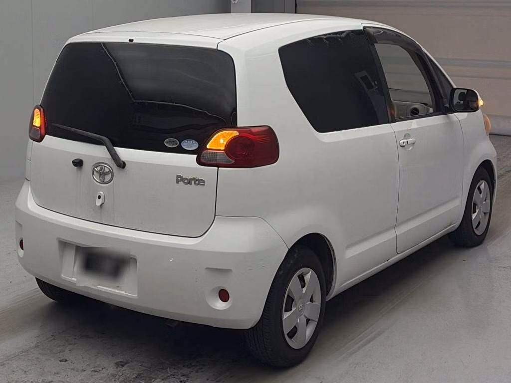 TOYOTA PORTE
