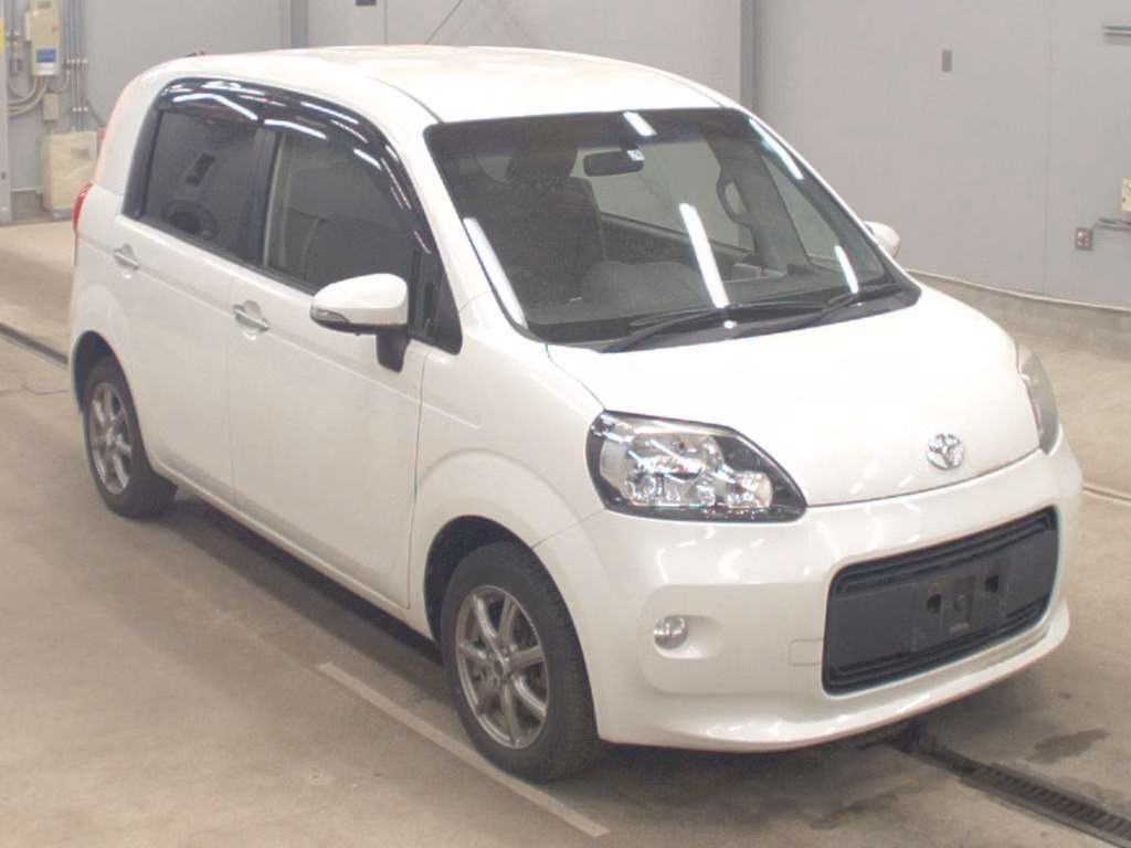 TOYOTA PORTE