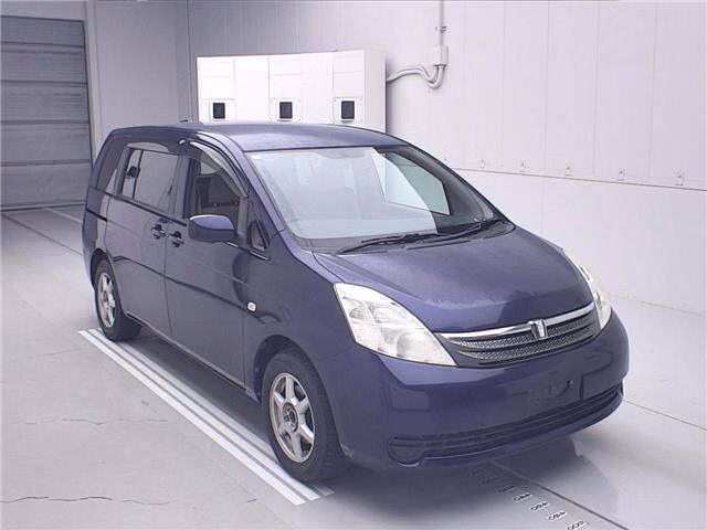 TOYOTA ISIS