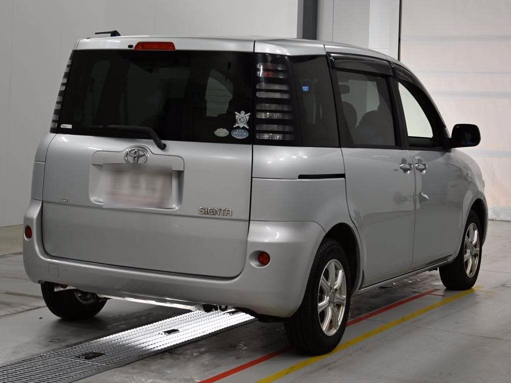 TOYOTA SIENTA