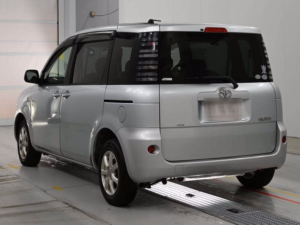 TOYOTA SIENTA