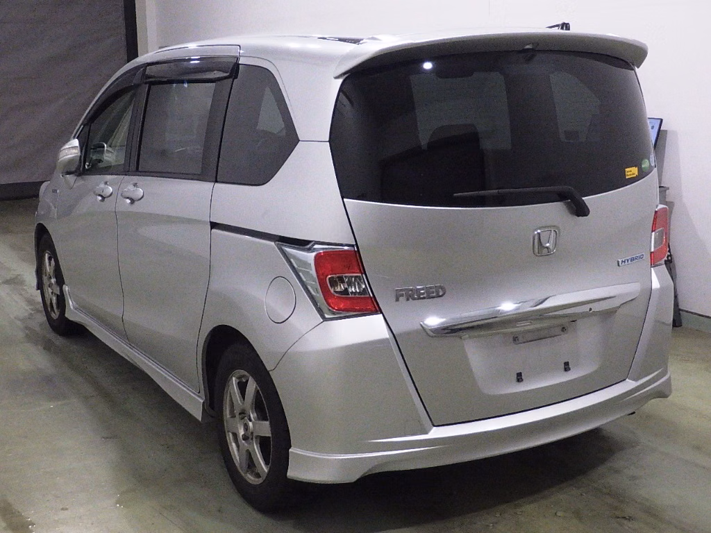 HONDA FREED