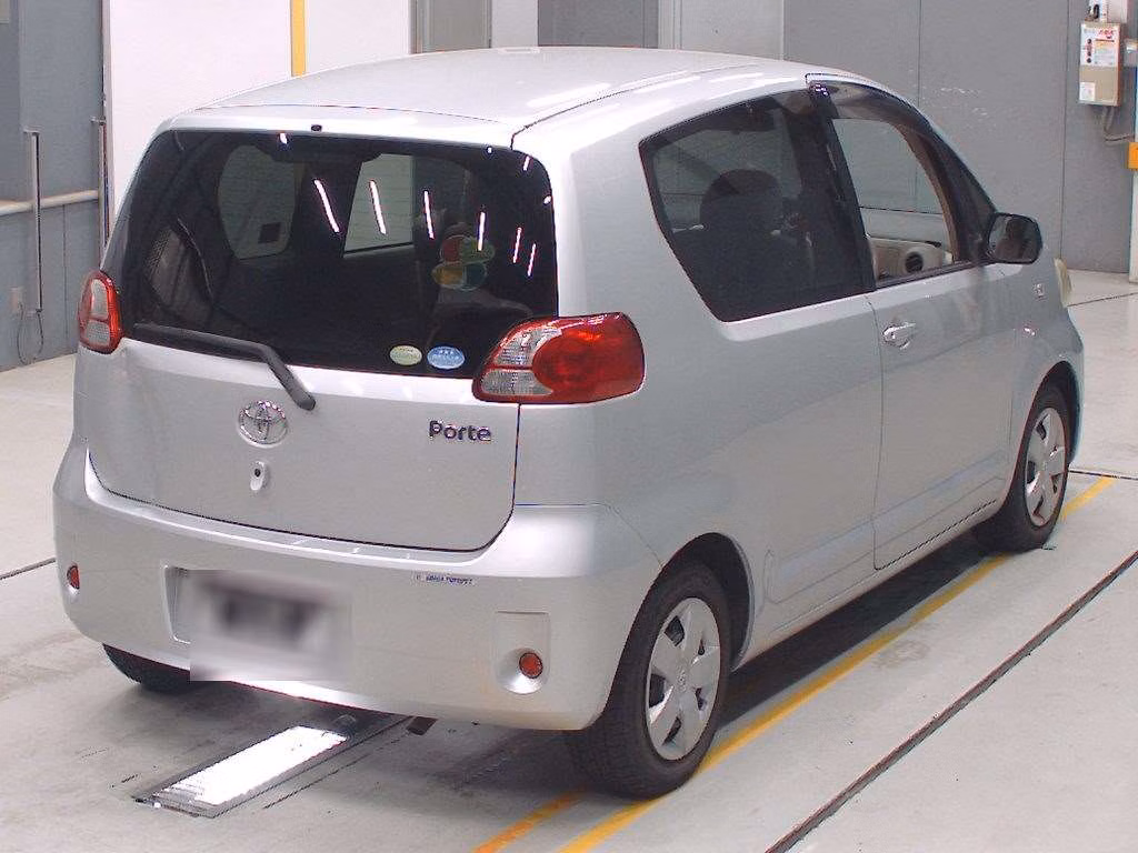 TOYOTA PORTE
