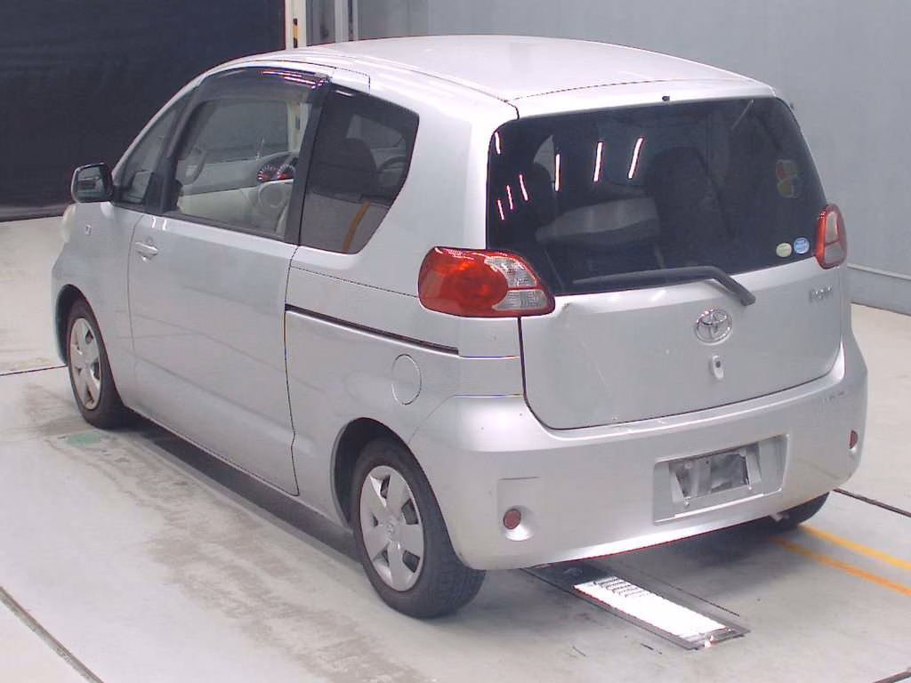 TOYOTA PORTE