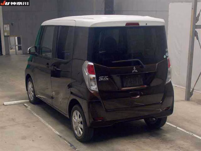 MITSUBISHI EK SPACE