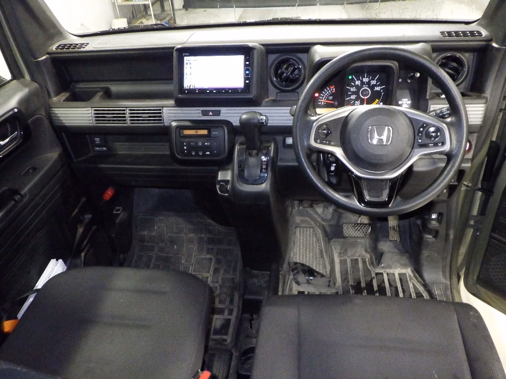 HONDA N-VAN