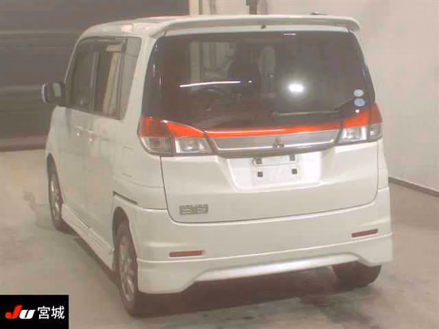 MITSUBISHI DELICA D:2