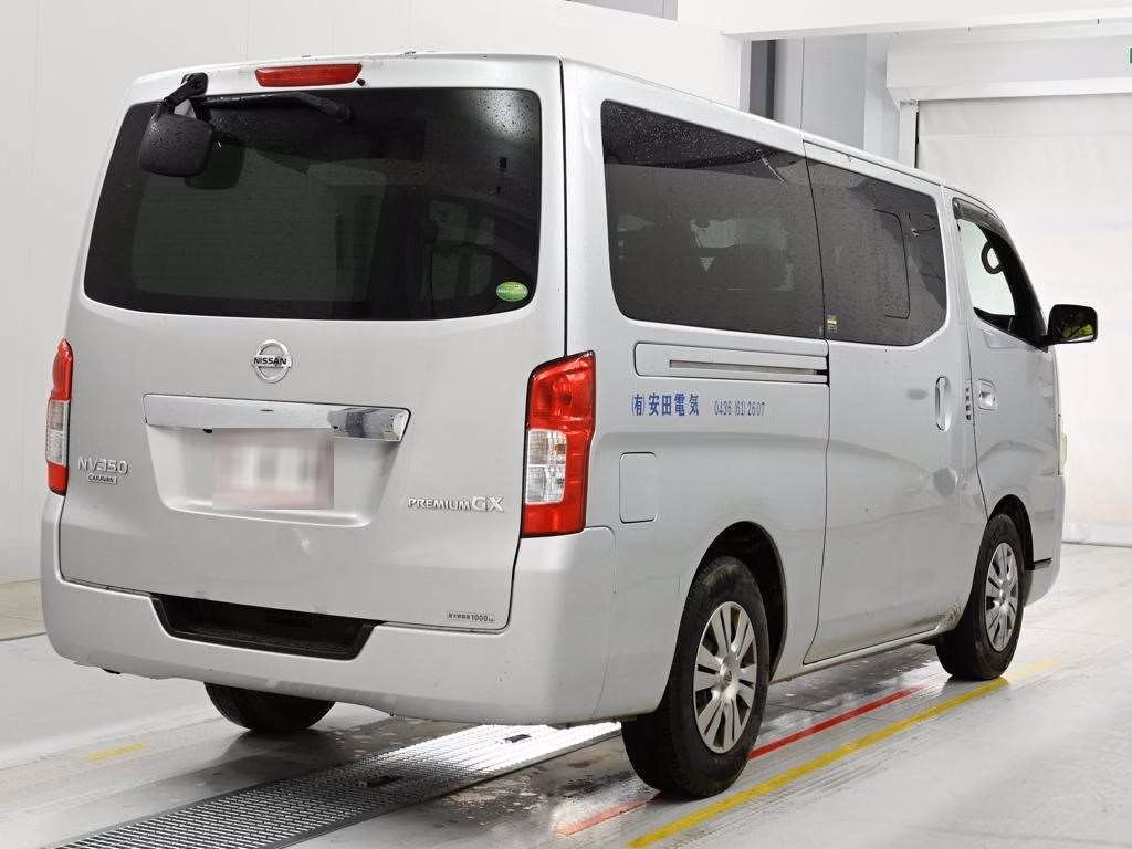 NISSAN NV350 CARAVAN