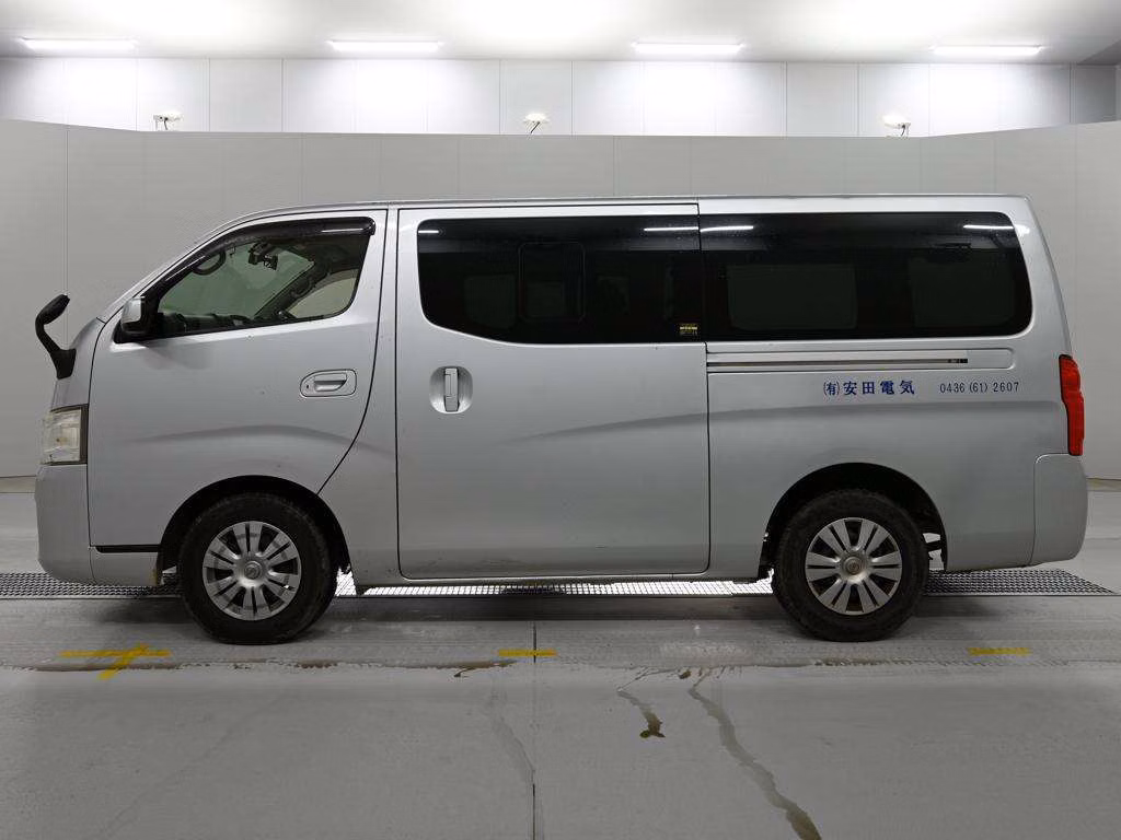 NISSAN NV350 CARAVAN