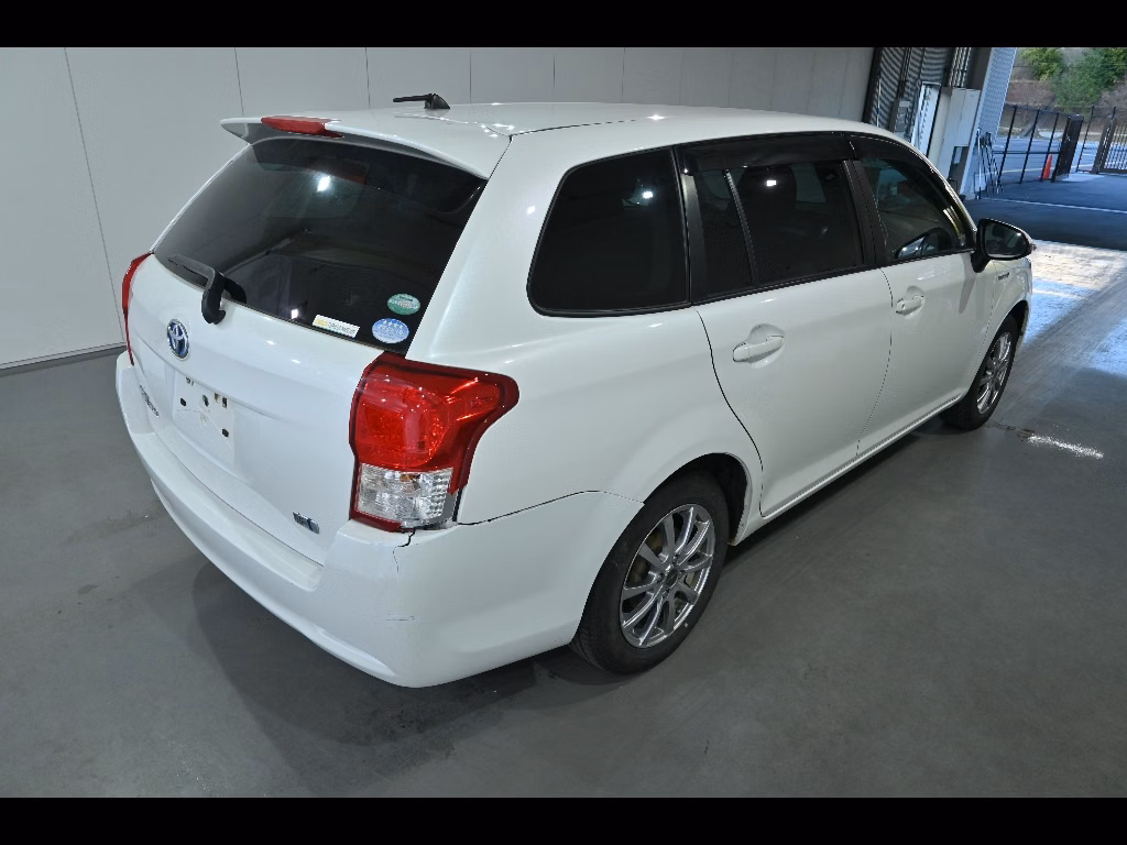TOYOTA COROLLA FIELDER