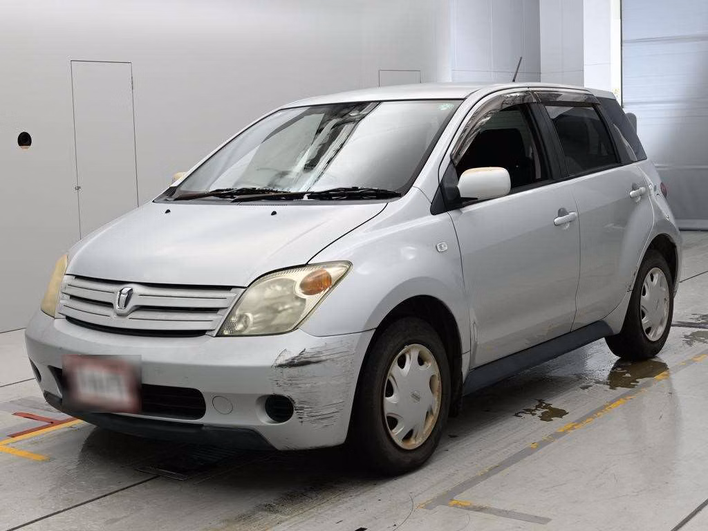 TOYOTA IST