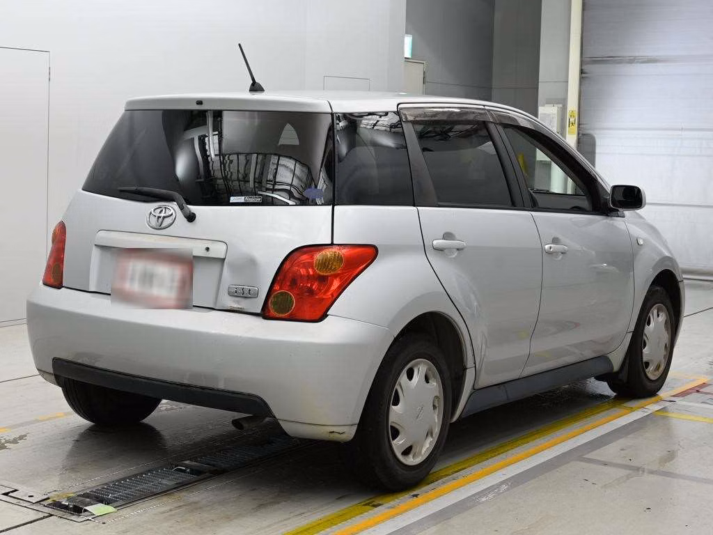 TOYOTA IST