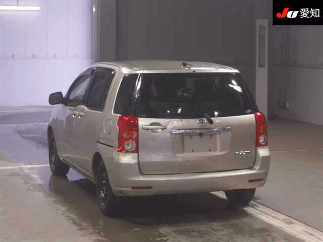 TOYOTA RAUM