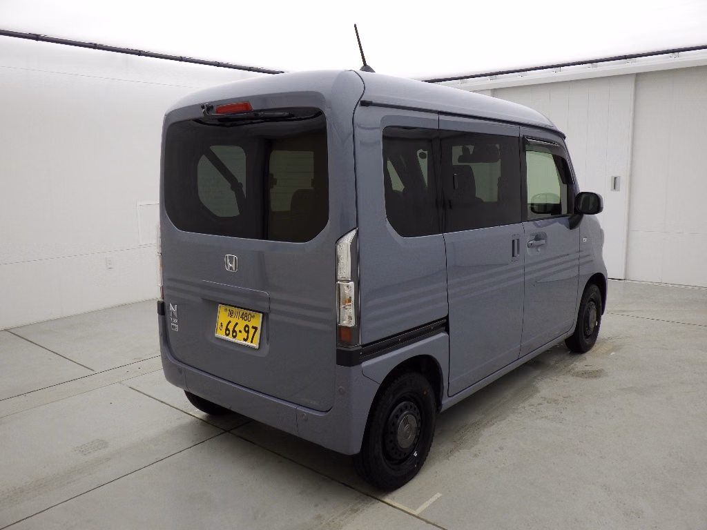 HONDA N-VAN