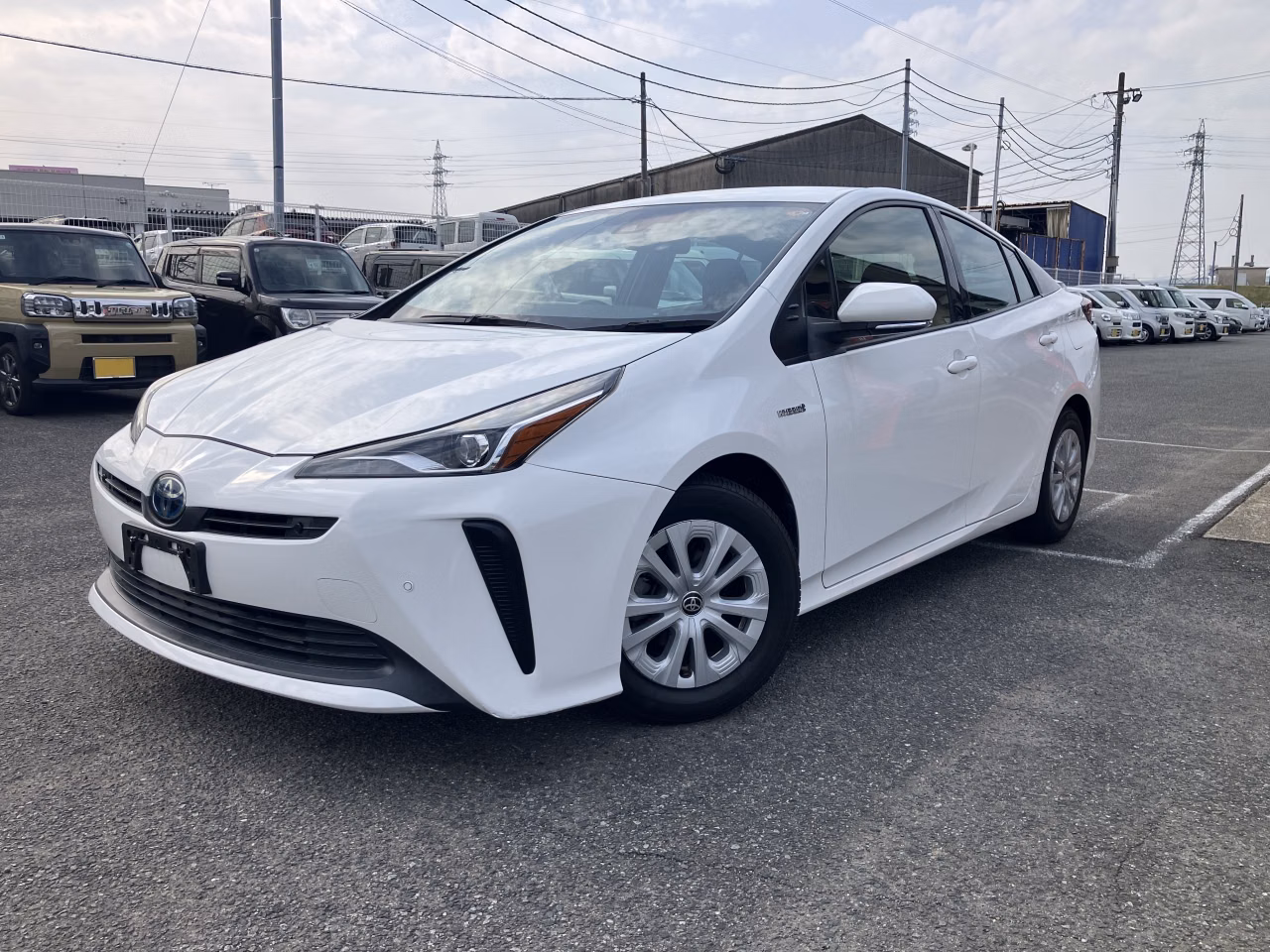 TOYOTA PRIUS