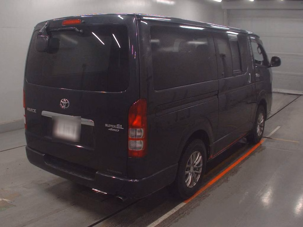 TOYOTA REGIUS ACE