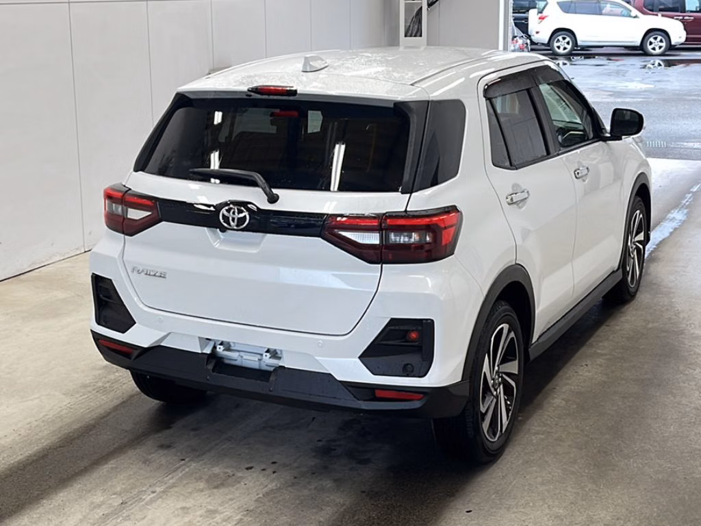 TOYOTA RAIZE
