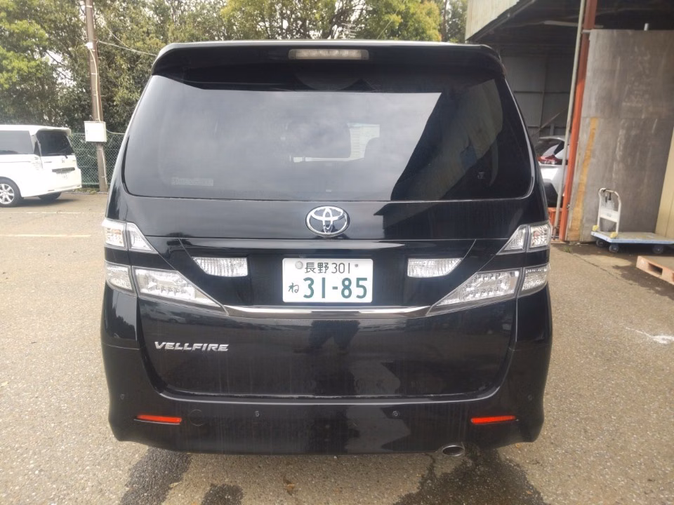 TOYOTA VELLFIRE