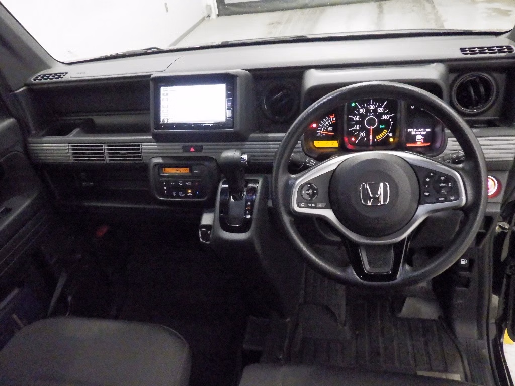HONDA N-VAN