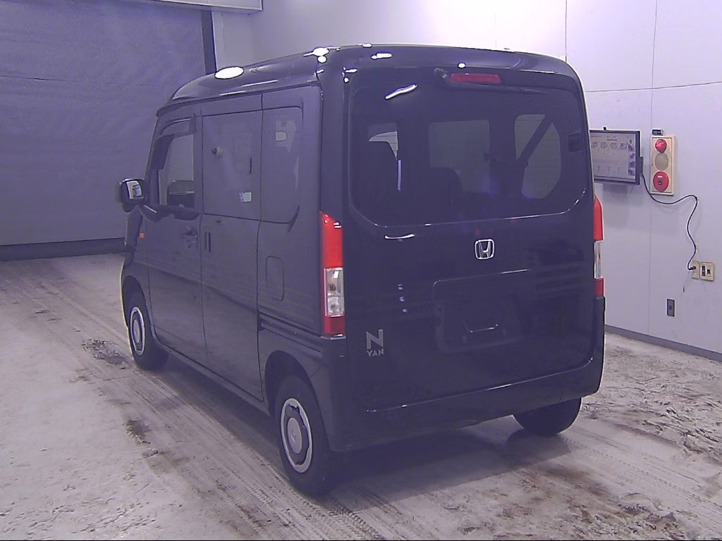 HONDA N-VAN