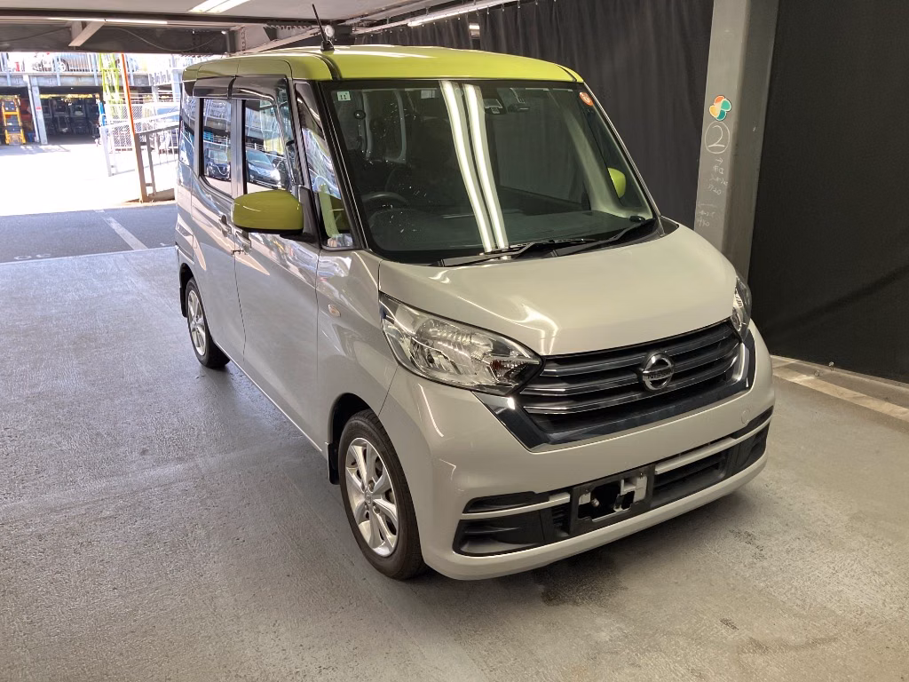 Nissan DAYZ Roox