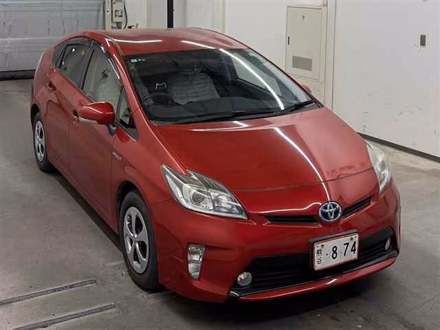 TOYOTA PRIUS
