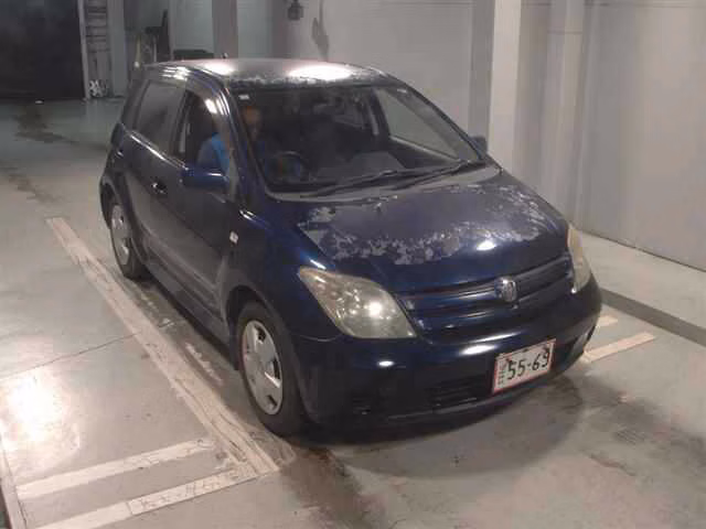 TOYOTA IST